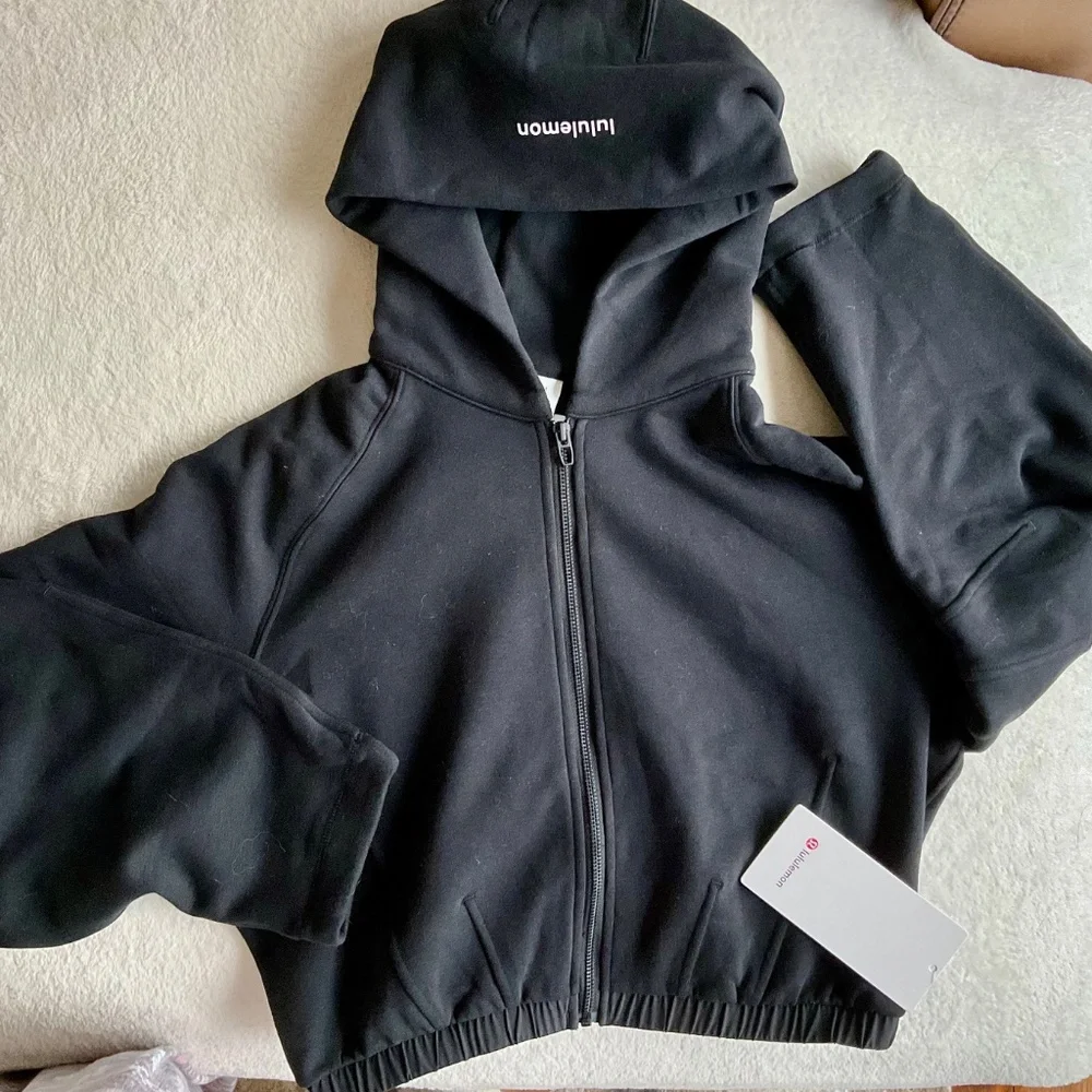 ***BRAND NEW*** Lululemon Loungeful Relaxed-Fit Full-Zip Cropped Hoodie, Size M - Picture 7 of 9